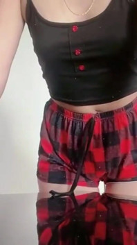 Skinny Slutty Girl Rubbing Her Pussy on the Table Until She Has an Orgasm
