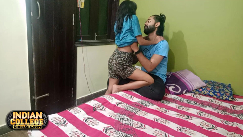 Hindi-Sex: สาวอินเดียผิวบาง 18 ปี น้ำเงี่ยน โดนหนุ่มอินเดียร่างกำยำเย็ดมันส์