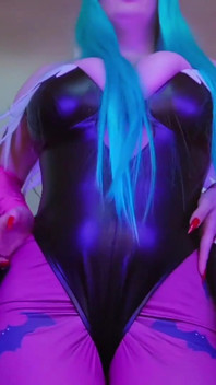 Morrigan Aenslands Kiss