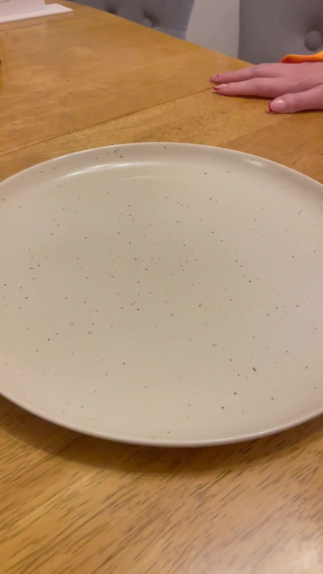 Your Dinner's Served (Jasmine brooks) Your Dinner's Served (Jasmine brooks)
