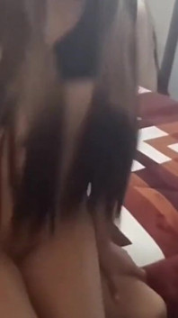 Fucking Rich with a Mexican Girl, I Put It in Without a Condom and She Likes It