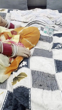 Dì, tôi yêu bà rất nhiều, tôi muốn đụ bà