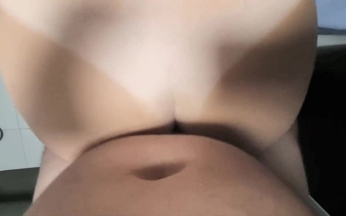Minhaesposaparaoutro: Huge Ass Housewife Getting a Huge Creampie, Massive Cum Over...