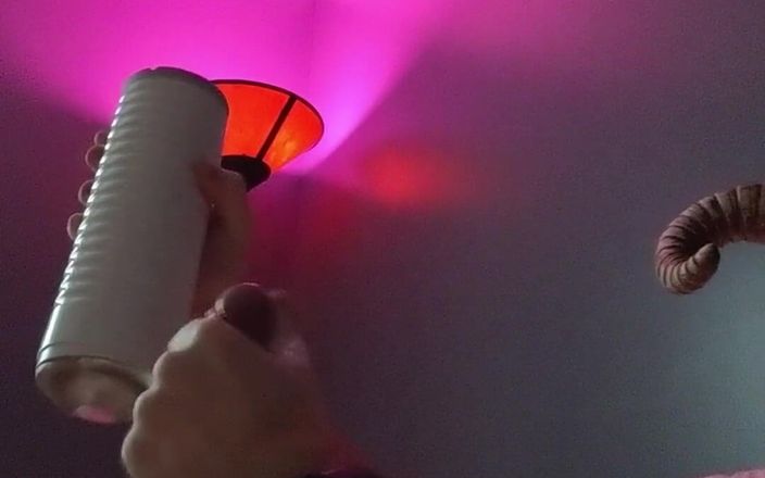 Bald Daddy: Balddaddy demon bohrt flesh-light-spielzeug, arsch versohlt, stöhnt dirtytalk, schwarze schlampe,...