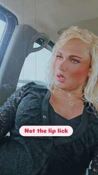 Hot Tranny Smoking Fetish