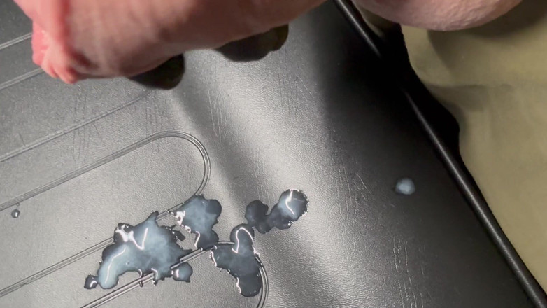 Foreskinguy: Dlouhá předkožka a obrovská péro s kapajícím precum