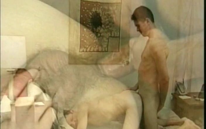Gay vintage vibes: Ragazzi nella marea erotica # 7