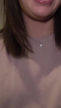 Haruka (20), en Slutty Jd med en enorm röv från Kansai-regionen.