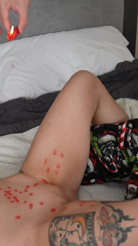Wax Play dan creampie untuk Krismas