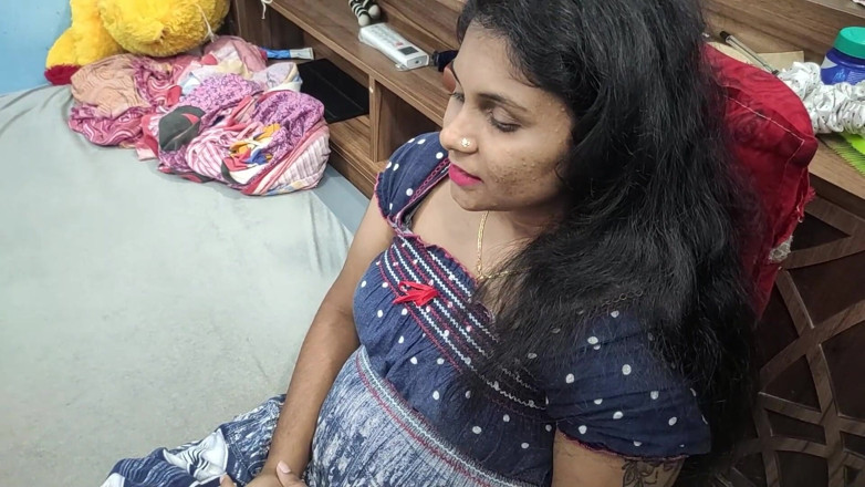 Vaigavarun Feet romance: Feet Lick Romance