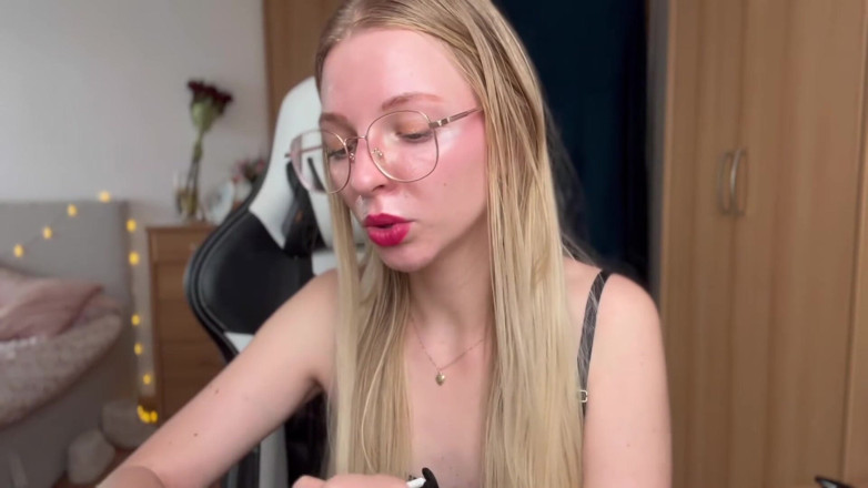 Goddess_Bella_Rae: Asmr femdom therapeut afspraak
