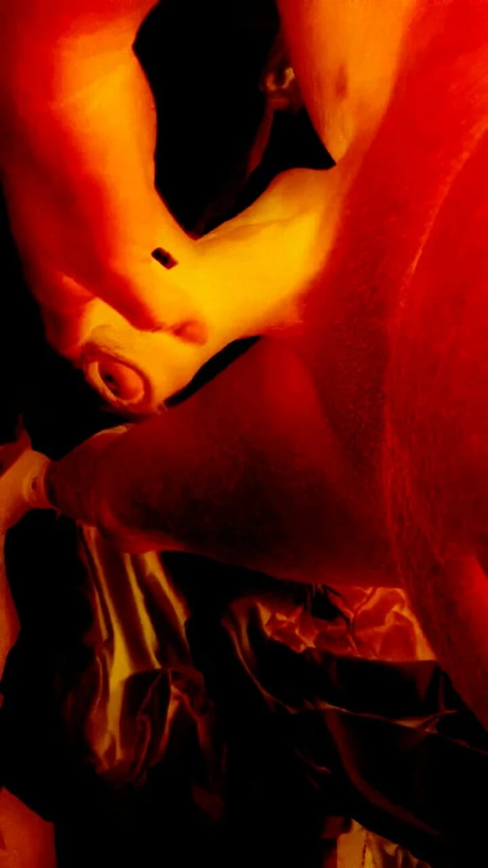 Robbie Wow: Masturbando close-up para você