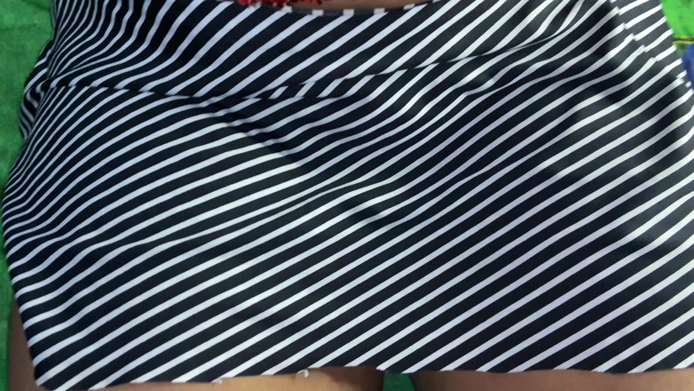 Angoori: Gün sol teyze