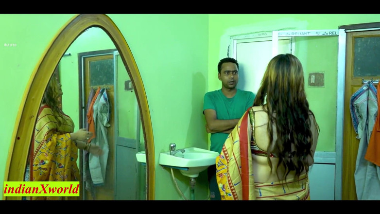 Indian Xshot: Une Bhabhi Nouvellement Mariée Baise Soudainement Avec Son Voisin De 18...