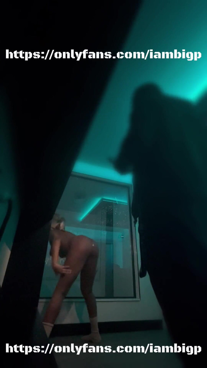 Big P Hef: Le Piace Twerk Prima Di Farsi Scopare