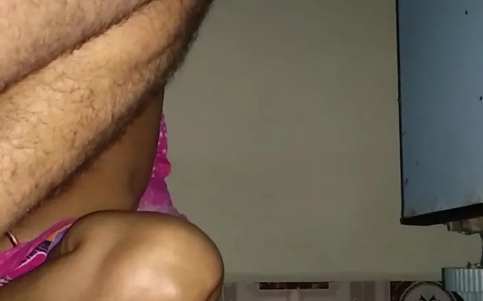 Harder299: Indická vdaná tetička podvádí a šuká s mladým klukem