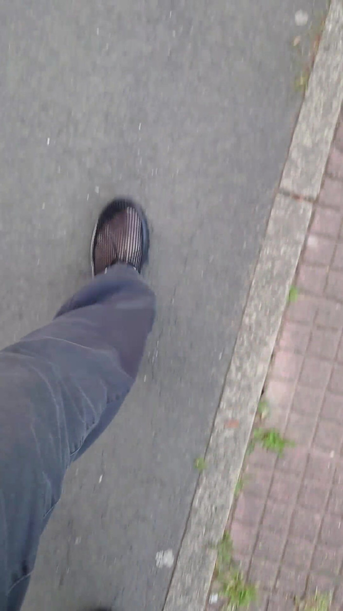 Carmen_Nylonjunge: Mes Chaussures Spéciales Quand Je Fais Du Shopping