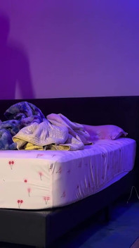Leckerer jimmy fickt und kommt in versaute kitty im partyraum