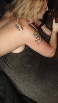 Monica Raye e Tiffany Nacke gangbang