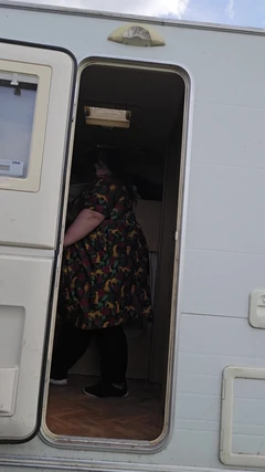 SSBBW Ladybrads Vs Caravan Door
