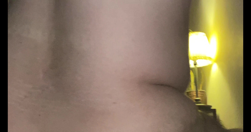 Girlnona: Mi padrastro me usa como una muñeca de mierda parte 1