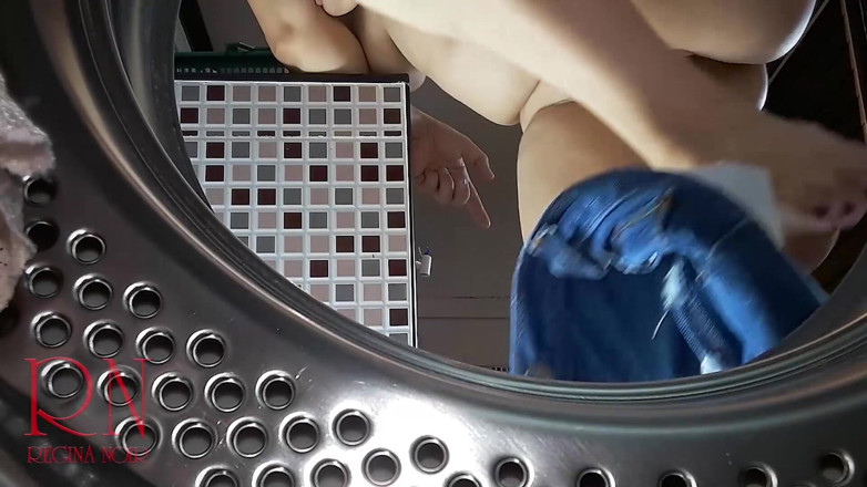 Regina Noir: Domination in laundry. Housewife fucked in the washing machine. The...
