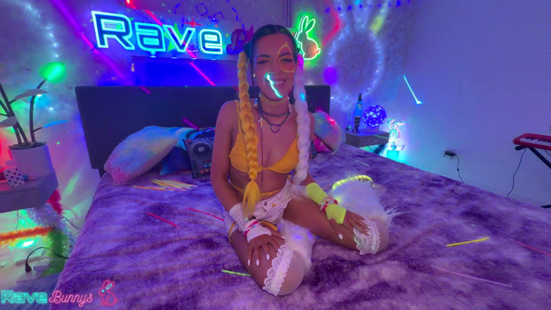 Rave Bunnys: Bella Noir Strokes Brian Omally's Cock with Glowstick Then Swallows!
