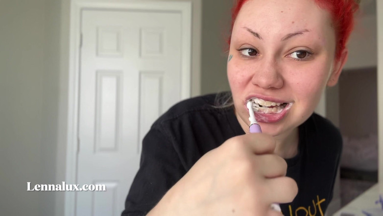 Lenna Lux: Čištění jazyka