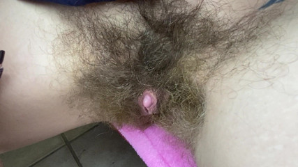Cuteblonde666: De cerca, clítoris erecto mojado orgasmo, coño peludo cachondo