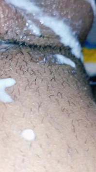 Milkybar pierwszy raz spust w ustach Neha Bhabi tak seksowna