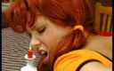 Slutty Teenies: Teen tóc đỏ với cơ thể gợi cảm thích được đụ trong cái...