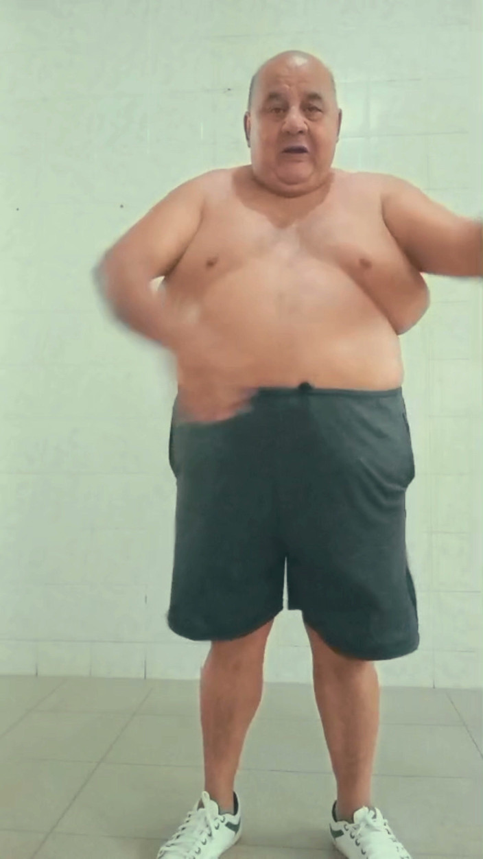 Punchbagplz: You Are Standing Right in Front of Bubba Wrestle!