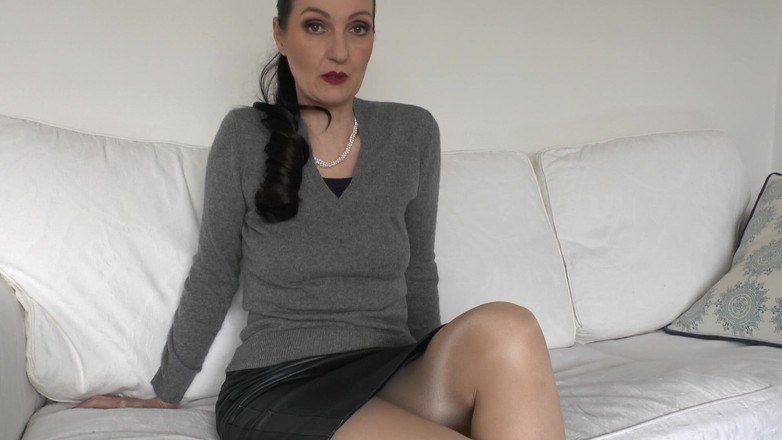 Lady Victoria Valente: 13 Hari Sebelum Pernikahan Anda: Pertemuan Tabu - Percikan Pada Sweater...