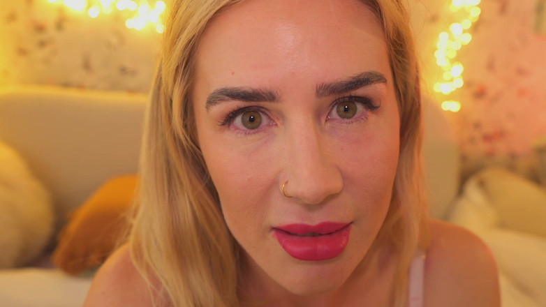 JessieHH: Швидкий секс з мачухою 1