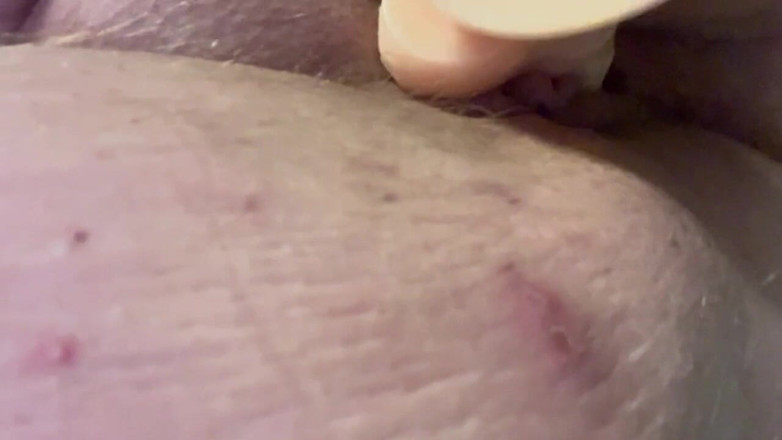 Hole for cocks: Jag behöver mer än dildo