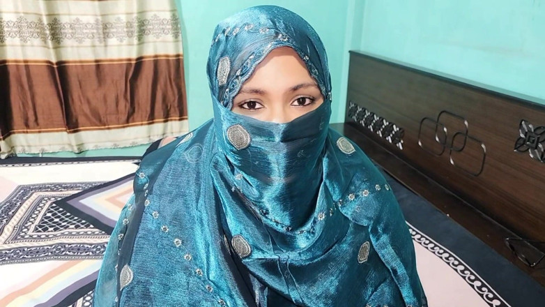 Akhi moni: I Fucked My Hijabi Stepsister's Pussy