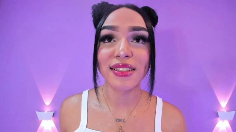 Brittany Gil: Seksi Sulu Dudaklar