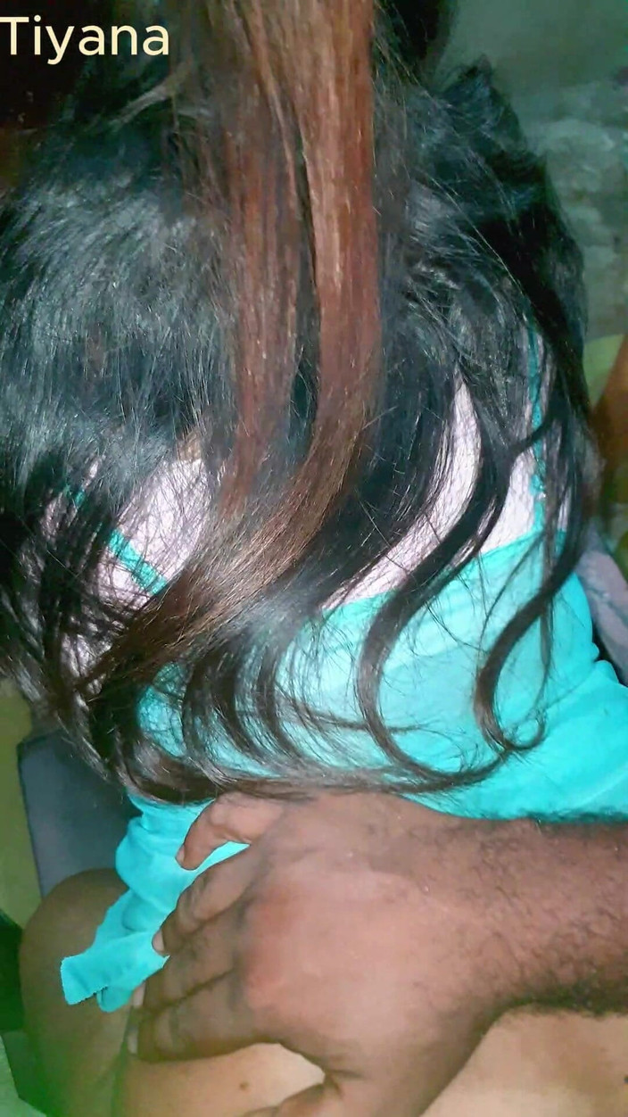 Tiyana: Покорная жена позволяет трахать своего босса, пока мужа нет дома