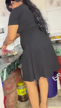 Desi Stepfather Ne Adult Stepdaughter Ko Ghar Mein Akela Paakar Choda Hardcore Hindi