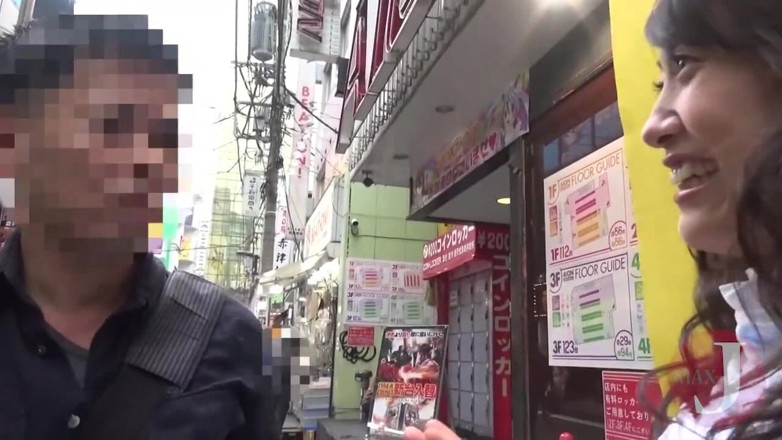 Asian happy ending: Peituda japonesa gata cavalga o peceker de estranho