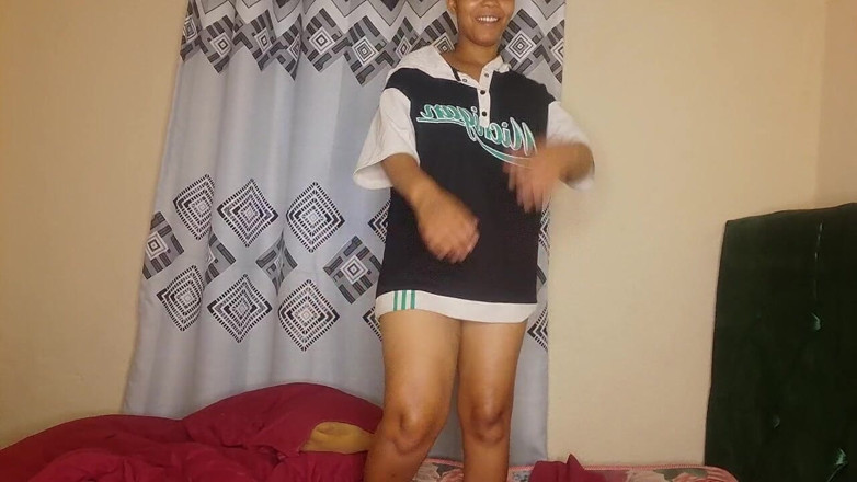 Trixa: Massive Exclusive Show I Have Big Pussy