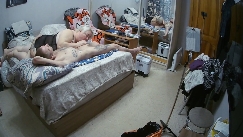 Zona901: Oralsex med flickvän och heta tjocka sperma strömmar från kuk