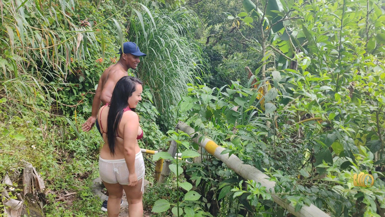 Rioc69: Rioc和anita在大自然中玩重口味狂野性爱