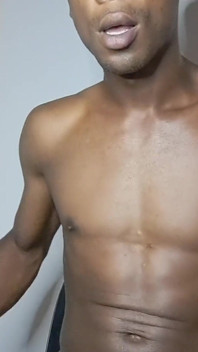 Bbc Twink Oleosa acariciando com Cockring