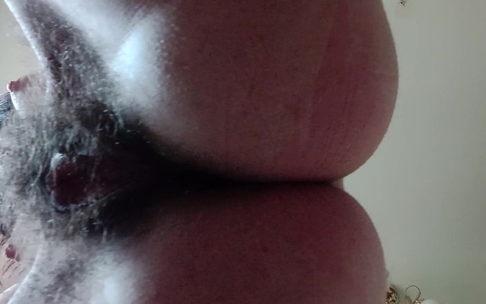 BW_Dolphin: How Real Woman Looks Like - Hairy Jungle on Your Face