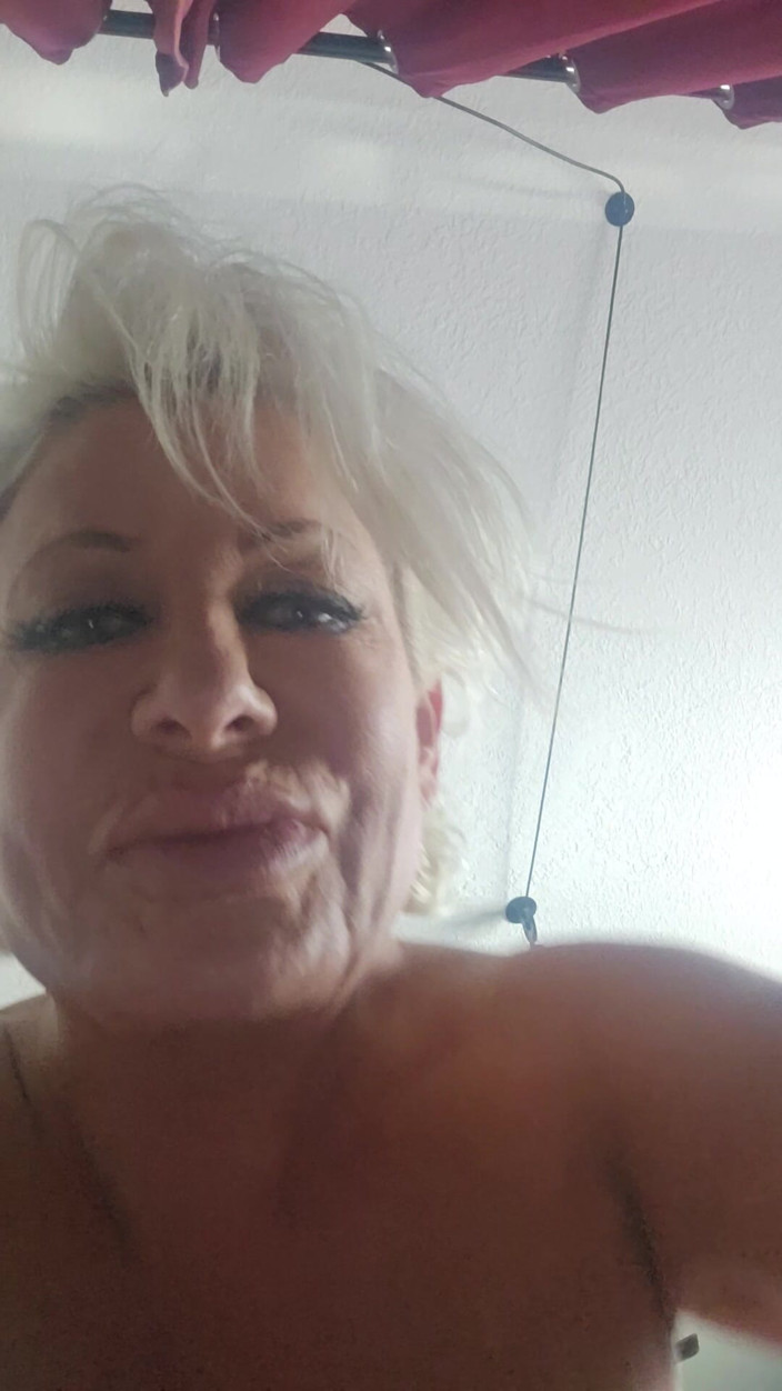 Claudia Marie: Svegliarsi con claudia marie