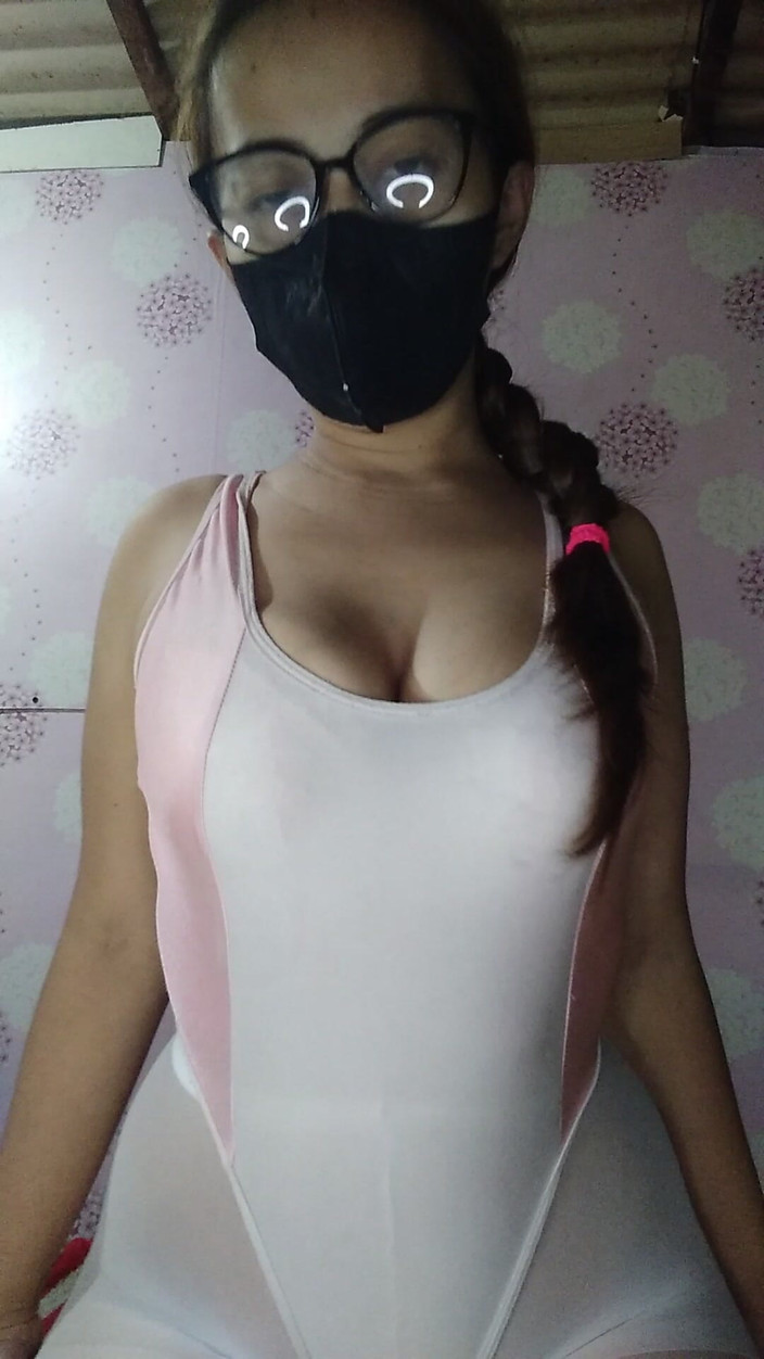 MellyMeylinda: Dieses mädchen hat es schwer zu bekommen