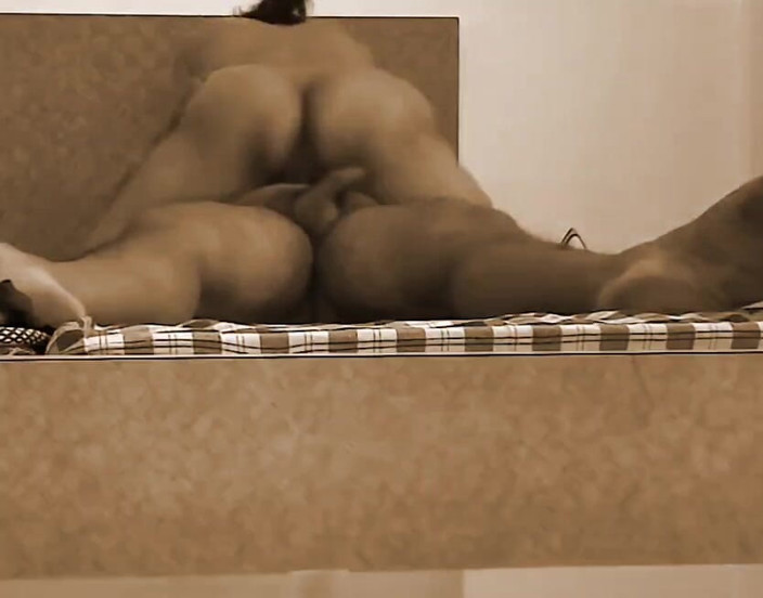 poovidshots: Morning Fuck with Partner