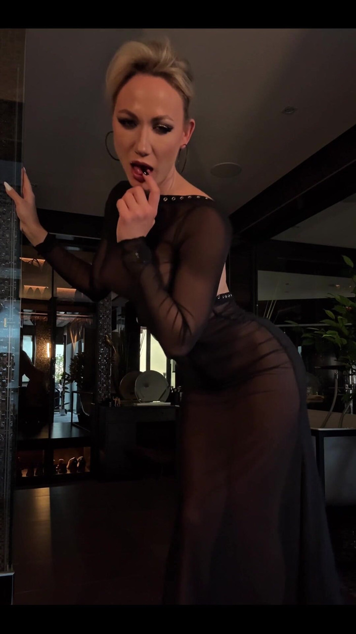 Angel The Dreamgirl: Gördüğün şeyi beğendin mi?