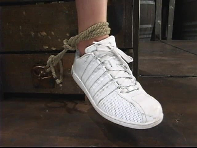 Hogtied by Kink: Leah Luv